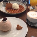 towa mowa cafe - 