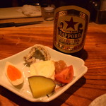 炭火割烹 蔓ききょう - お通し。フルーツキャベツ旨っ！