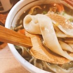 手打ちほうとうと発幸料理のお店 元祖へっころ谷 - 