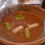 比良山荘 - 猪は白味噌ベースで頂きます。