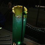 Tropics Bar & Grill - どう明かりを 照らしても 暗い (^_^;)笑笑