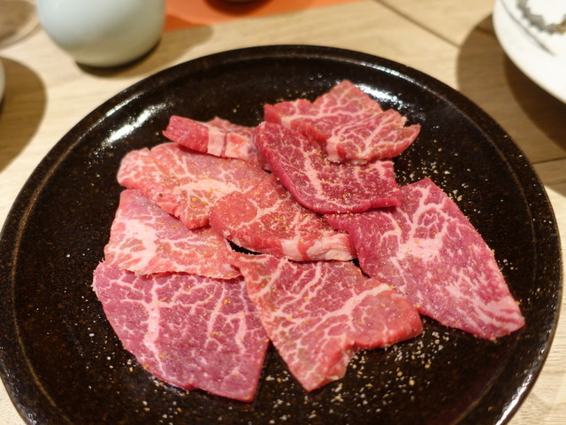 個室でいただく焼肉がウマシ ヨシワラ童貞も卒業 v By くぴぷち 牛肉卸問屋直営 紀州備長炭焼肉 肉と八菜 Otokichi 堺東大小路本店 大小路 焼肉 食べログ