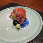 傳 - (2018年2月　訪問)お造り。口当たりは軽いけど旨味は濃厚でした。