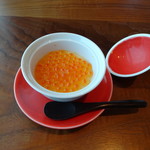 WASHOKU 蒼天  - 温物　白い卵の茶碗蒸し　　イクラ醤油漬掛け　柚子