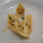 ヴェッキオ コンヴェンティーノ - マントバ風トルテッリーニ　のアップ