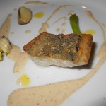 ヴェッキオ コンヴェンティーノ - メインの魚料理（スズキ）　のアップ