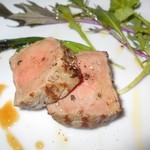 ヴェッキオ コンヴェンティーノ - メインの肉料理（短角牛）のアップ