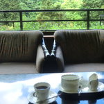 海石榴 - ラウンジでコーヒーをいただく