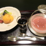 海石榴 - 水菓子　メロン　枇杷　ブルーベリーゼリー他