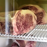 上杉 - 冷蔵庫内のロース肉