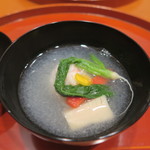 まる富 - 30年2月　椀　蟹真丈　霙仕立て