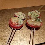 魚 串右衛門 - フルーツトマトのチーズ串