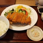 豚捨 - トンカツ定食