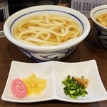 讃岐うどん 加重 - 薬味は別盛り