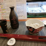 すし道楽のんき - 「日本酒」熱燗900円