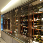 函館大沼 鶴雅リゾート エプイ - ドリンク写真:レストランのワインセラーには世界各国の飲み頃のヴィンテージワインをご用意しております