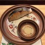 桐の - サワラの焼物