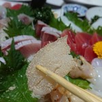 創作割烹 潮乃美 - これは絶品です鱈の昆布締めに炒めたタラコをまぶしてありました！