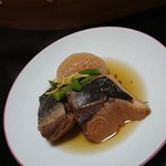 創作割烹 潮乃美 - ぶり大根はさすがに作り慣れていますね今までいただいたなかでも最高に美味しいです❗