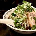 スパイス・ラー麺 卍力 - ＜2018年02月再訪・39回目＞スパイスラーメン・もやし・パクチー・にんにく・1 ,080円