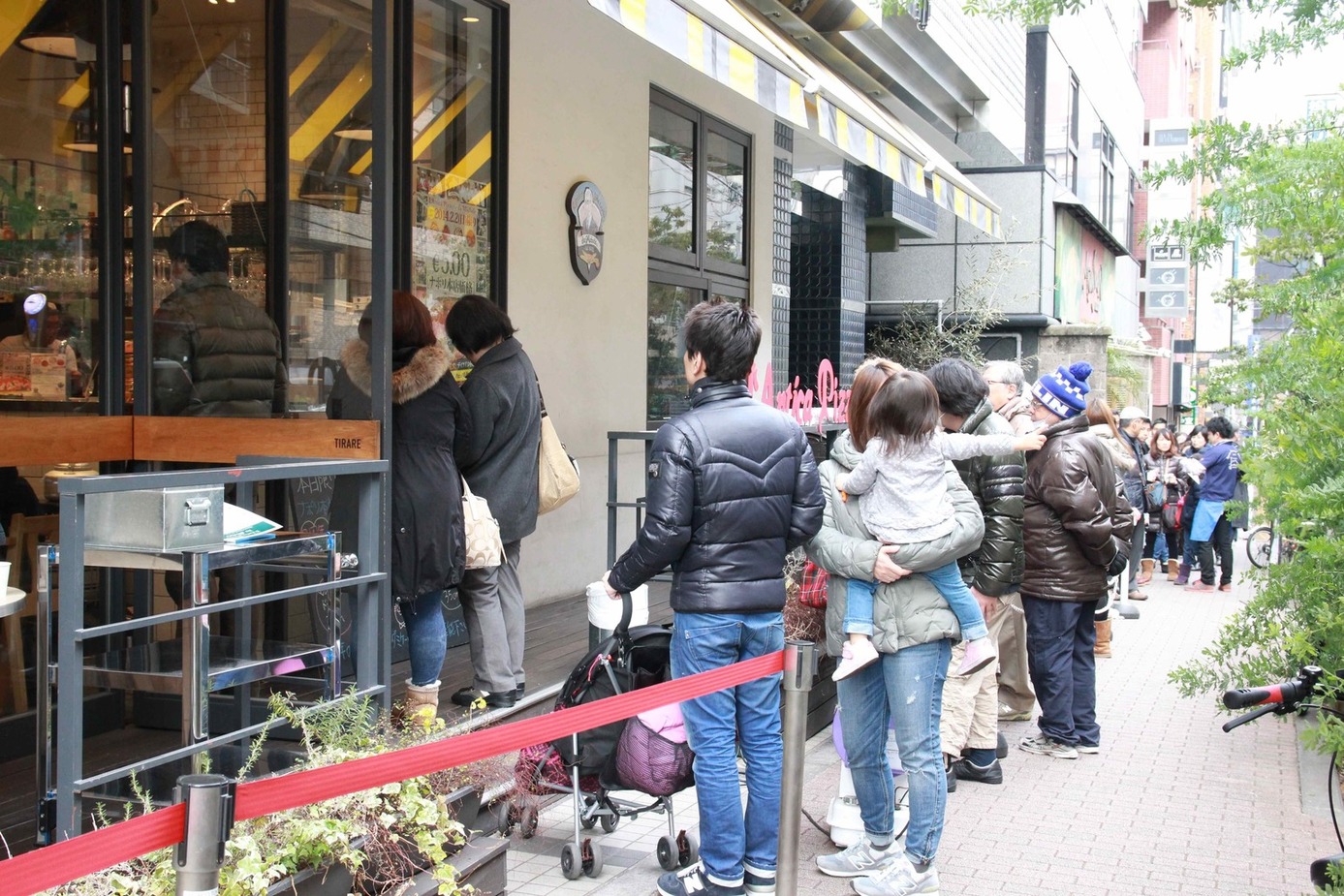 写真 : アンティーカ・ピッツェリア・ダ・ミケーレ 恵比寿 （L'Antica