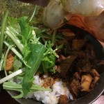 中華そば郷家 - 肉たくさん