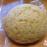 天然酵母・パン工房 みなみ風 - 特製メロンパン　210円