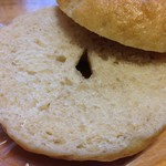 天然酵母・パン工房 みなみ風 - 天然酵母パン　全粒粉プレーンベーグル　160円