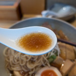 山崎麺二郎 - スープ