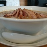 麺麓menroku - 正面から