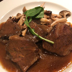 丿貫 - 丿貫(牛ホホ肉の赤ワイン煮込み)