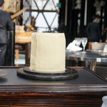 Robuchon au Dome - そびえ立つ無塩バター