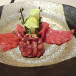 西麻布けんしろう - 山形牛のお刺身三種盛り合わせ