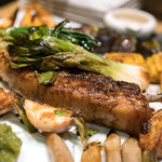 わいん食堂 Chez とし - 2018.2 特大！フランス産ピエールさんのバスク豚 Lボーンステーキ（6,400円）