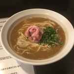 丿貫 福富町本店 - 二段仕込香蝦麺(シャンシャーミェン)。
                                税込900円。
                                美味し。