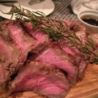R restaurant & bar - 