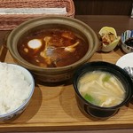 きゃべつはうす - 洋風煮込みハンバーグ定食