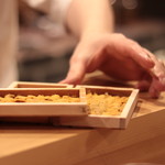 東麻布 天本 - 志賀島のムラサキ雲丹