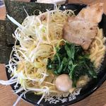 Yokohamaiekeiramenfufuseshouten - 白髪ねぎ好きにはたまらんネギラーメン♪