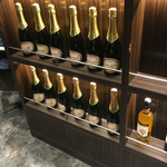 俺のフレンチ - 内観