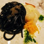 イル アオヤマ - パスタ、イカスミ