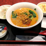 Ryuusei En - 坦々麺＋半炒飯800円