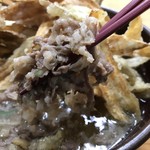 うどん 陣 - 肉は 脂部多め