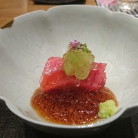 おおたに - 上にはふきのとうのお浸しから作ったゼリー固めが