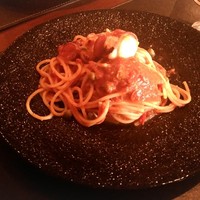 ボッテゴン - 北海道産活け蛸とフレッシュトマト、
                黒オリーブ風味のスパゲティ