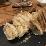 スタンドシャン食 Osaka北新地 Champagne & GYOZA BAR - 