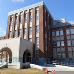 九州大学 医系食堂 - 店舗外観（医学部基礎研究A棟）