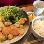 Akitaoodateya - 比内地鶏もつの塩麹唐揚げ定食