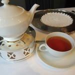 銀座 ハプスブルク・ファイルヒェン - セットの紅茶（アールグレイ）