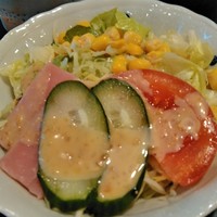 肉の山本 - ランチのサラダ